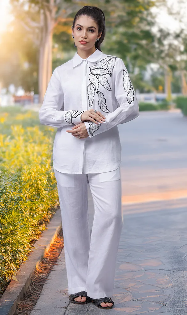 Monochrome Cordset with Embossed Leaves (LN00131)