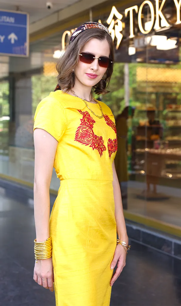 Yellow Red floral Motif Midi Dress (LN00120) – Lauris&Nandini By Kusal's Yellow Red floral Motif Midi Dress (LN00120) – Lauris&Nandini By Kusal's