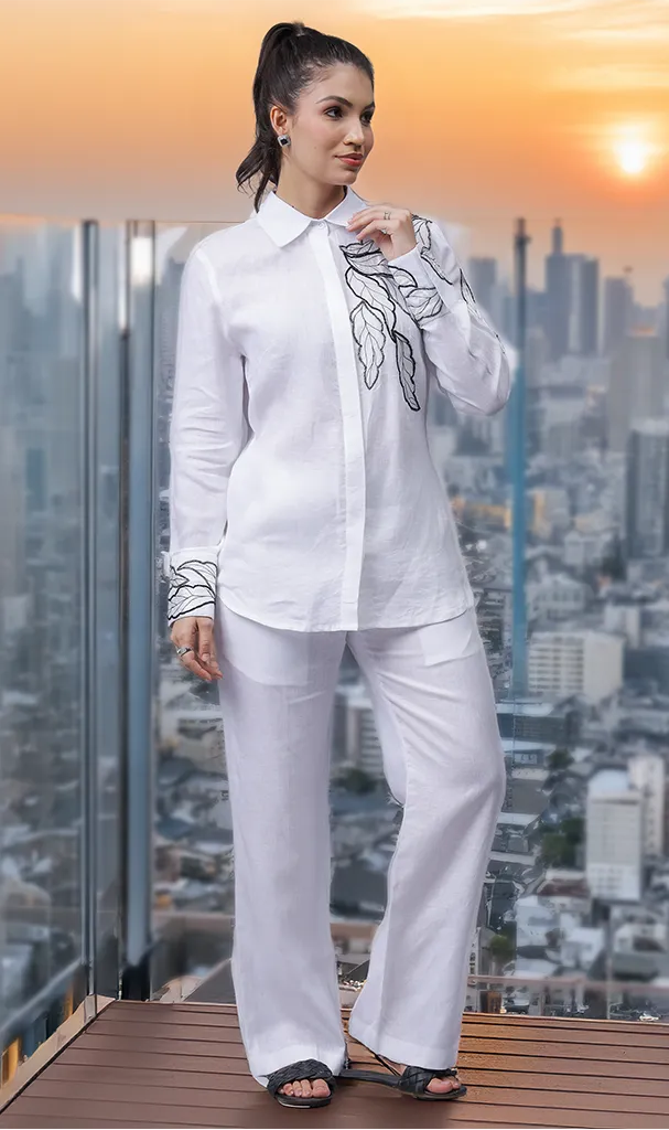 Monochrome Cordset with Embossed Leaves (LN00131)